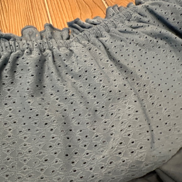 Off Shoulder - Picture 2 of 2